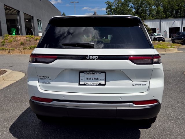New 2027 White Jeep Limited image 7