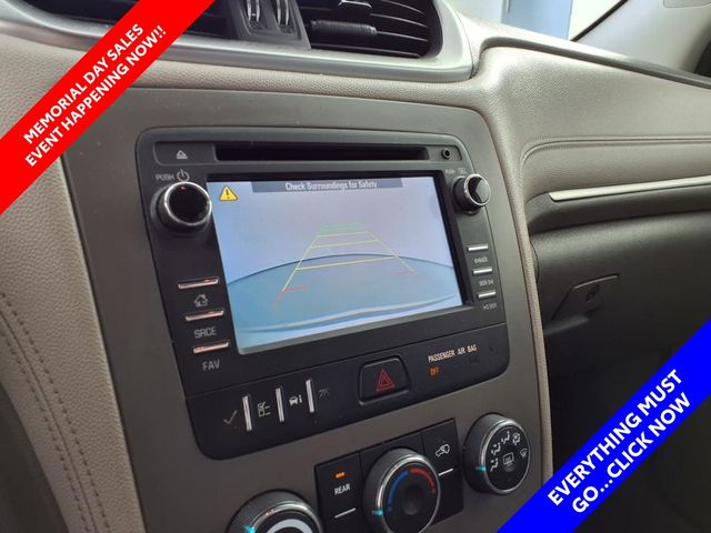 2015 Chevrolet Traverse LS photo
