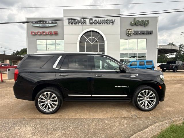  2021 GMC Yukon Denali 4WD   