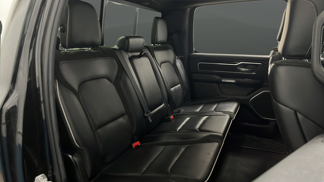 Used 2022 Diamond Black Crystal Pearlcoat Ram Laramie image 23