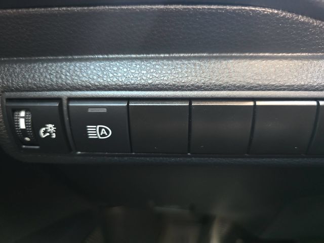 Used 2025 CELESTITE Toyota LE image 26