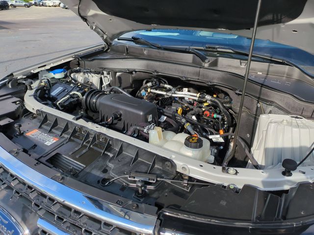 Used 2024 Silver Ford XLT image 35