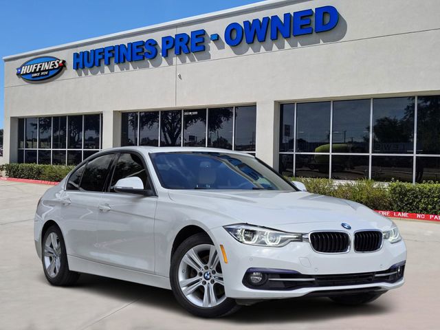 Alpine White 2017 BMW 3 Series 330i Sedan RWD Sedan Rear-Wheel Drive 8-Speed Automatic