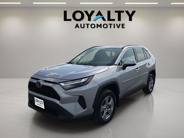 Silver Sky Metallic 2025 Toyota RAV4 XLE AWD SUV / Crossover All-Wheel Drive 8-Speed Automatic
