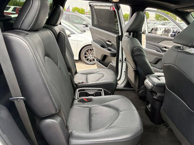2026 Toyota Grand Highlander Nightshade - Photo 23