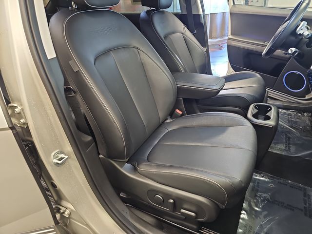 Used 2024 Gold Hyundai Limited image 10