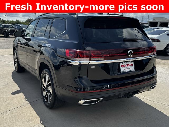 2024 Volkswagen Atlas 2.0T SE w/Technology Black at AutoSavvy Houston Southwest