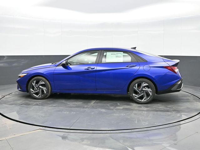 2025 Hyundai Elantra SEL 5