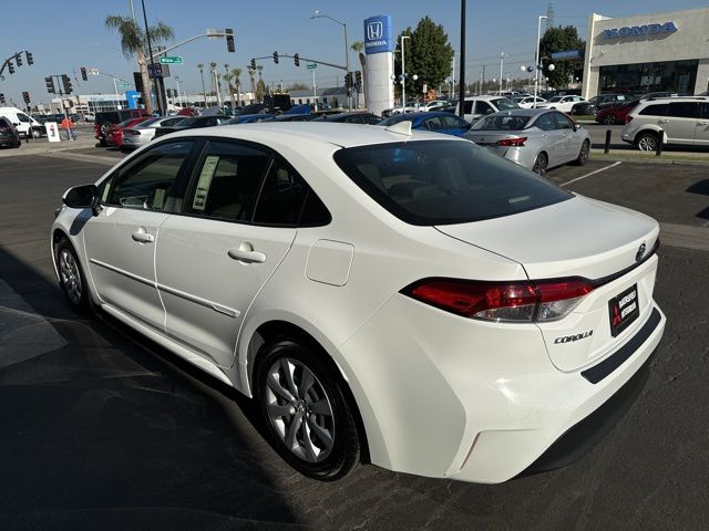 2023 Toyota Corolla Hybrid LE 8