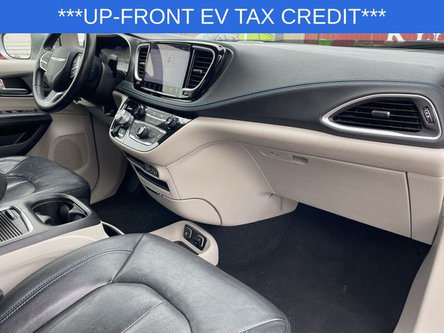 Used 2021 Chrysler Pacifica Hybrid For Sale in Livonia, MI