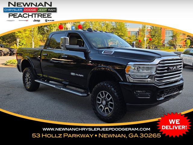 Diamond Black 2022 RAM 3500 Pickup Truck Four-Wheel Drive 6-Speed Automatic