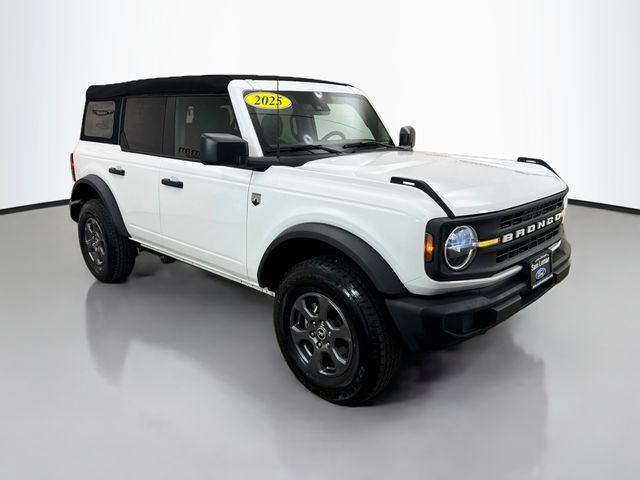 Oxford White 2025 Ford Bronco SUV / Crossover Four-Wheel Drive Automatic