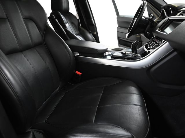 Used 2016 White Land Rover HSE Td6 image 28