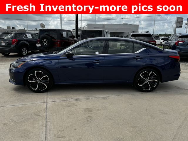 2024 Nissan Altima 2.5 SR Blue at Big Star Chrysler Jeep Dodge Ram 