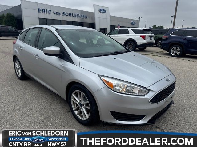 Ingot Silver 2018 Ford Focus SE Hatchback Hatchback Front-Wheel Drive 6-Speed Automatic