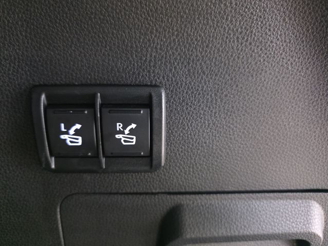 Used 2025 Gray Toyota SR5 image 29