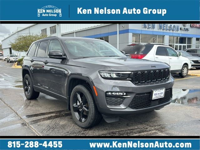 Baltic Gray Metallic Clearcoat 2024 Jeep Grand Cherokee SUV / Crossover Four-Wheel Drive 8-Speed Automatic