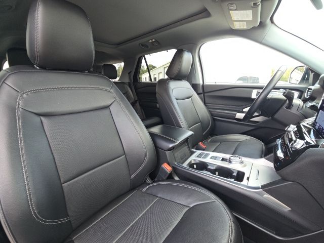 Photo of 2023 Ford Explorer Limited in Dallas, GA - 23,  2023 Ford Explorer Limited:B01962