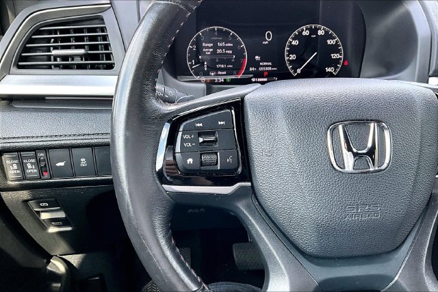 Used 2025 Honda Odyssey Van
