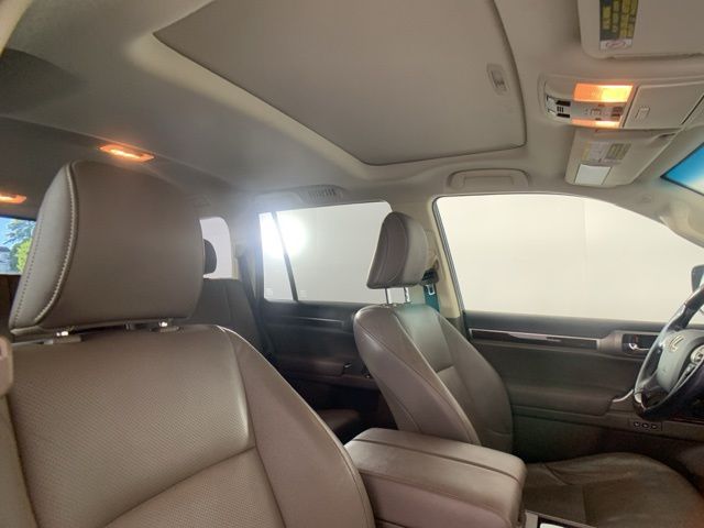 2017 Lexus GX 460 37