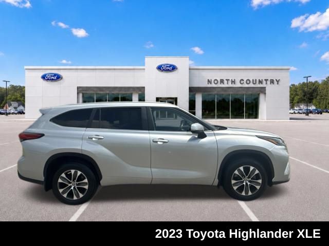 Celestial Silver Metallic 2023 Toyota Highlander SUV / Crossover All-Wheel Drive 8-Speed Automatic