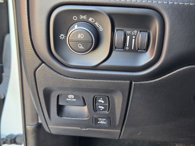 2021 Ivory White Tri-Coat Pearlcoat Ram 1500 Limited 4X4 Truck