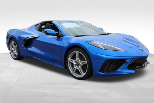 2024 Chevrolet Corvette Stingray 2