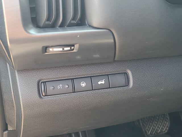 Used 2024 Nissan Pathfinder SUV