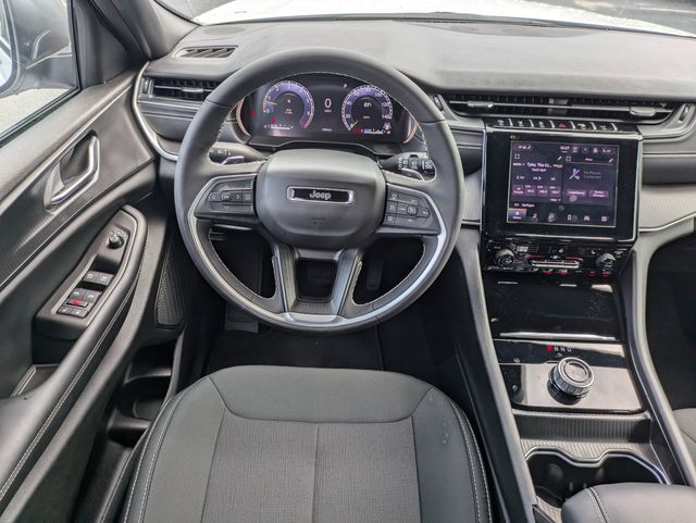 2026 Jeep Grand Cherokee L Altitude 4x4