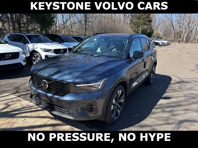 2026 Volvo XC40 B5 Plus AWD