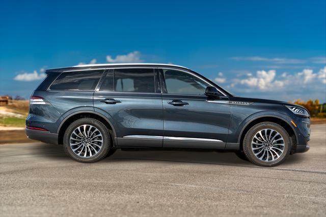 2022 Lincoln Aviator Reserve 8