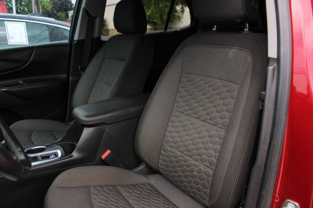 Used 2018 Red Chevrolet LT image 18