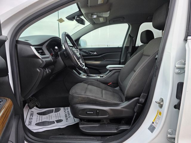 2017 GMC Acadia SLE-2