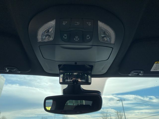 2026 Chrysler Pacifica Select - Diamond Black Crystal Pearlcoat exterior view 17