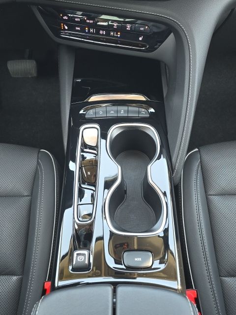 2023 Buick Envision Essence:C02538