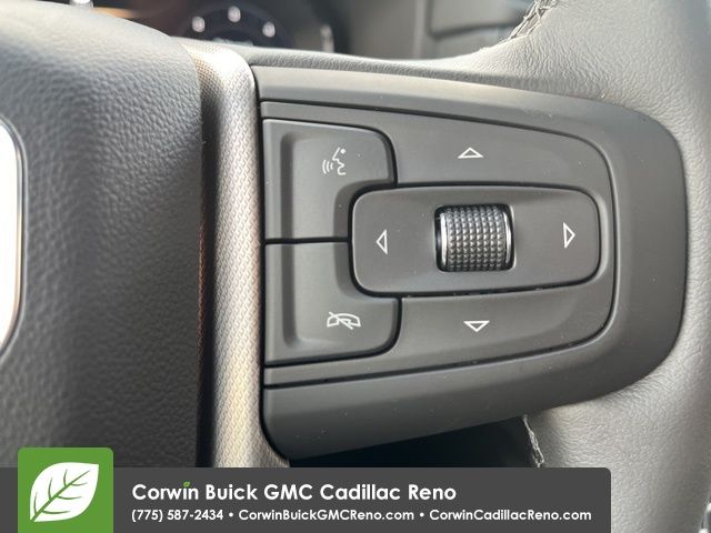 2024 GMC Yukon Denali 8