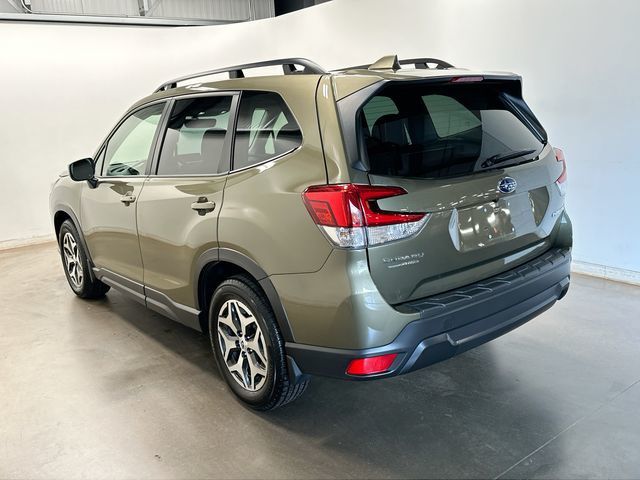 2022 Subaru Forester Premium Brown at Honda North