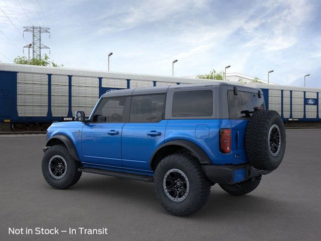 2024 Ford Bronco Outer Banks 4