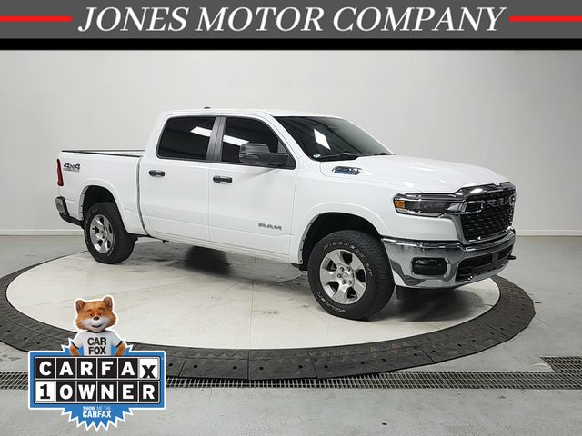 Bright White Clearcoat 2025 RAM 1500 Big Horn Crew Cab 4WD Pickup Truck Four-Wheel Drive 8-Speed Automatic
