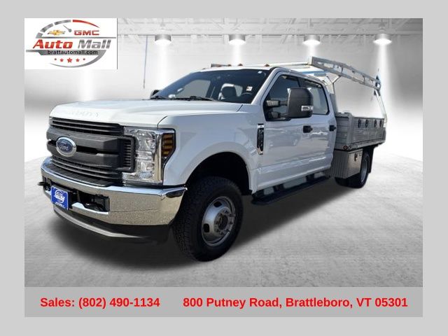 2019 Ford F-350 Super Duty Chassis XL Crew Cab DRW 4WD