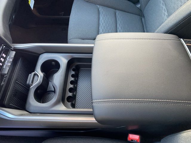 2026 Ram 1500 Big Horn/Lone Star - Silver Zynith exterior view 18