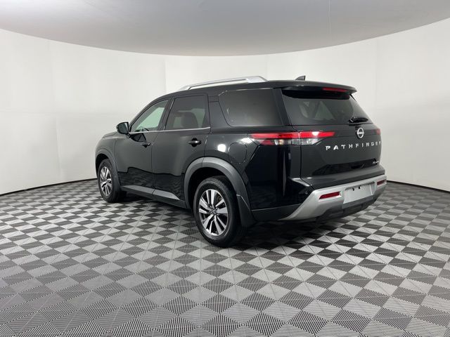 2022 Nissan Pathfinder SL 7