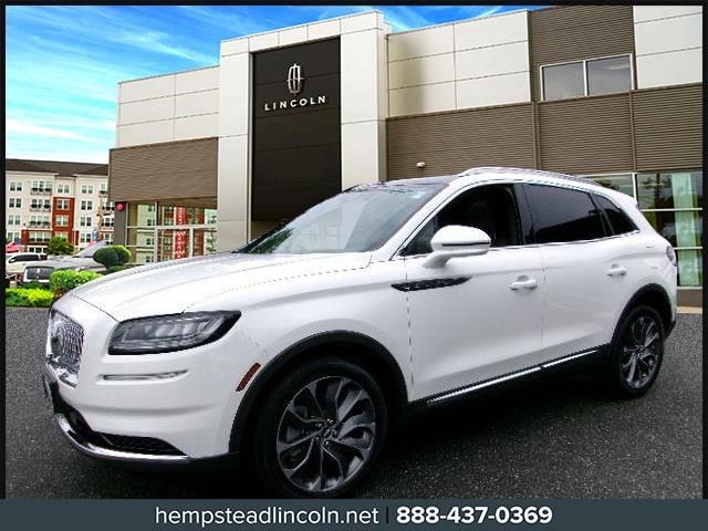 used 2022 Lincoln Nautilus car, priced at $34,889