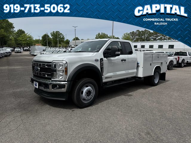 2025 Ford Chassis Cab F-450® XL