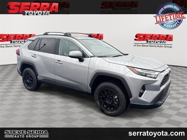 2025 Toyota RAV4 XLE FWD