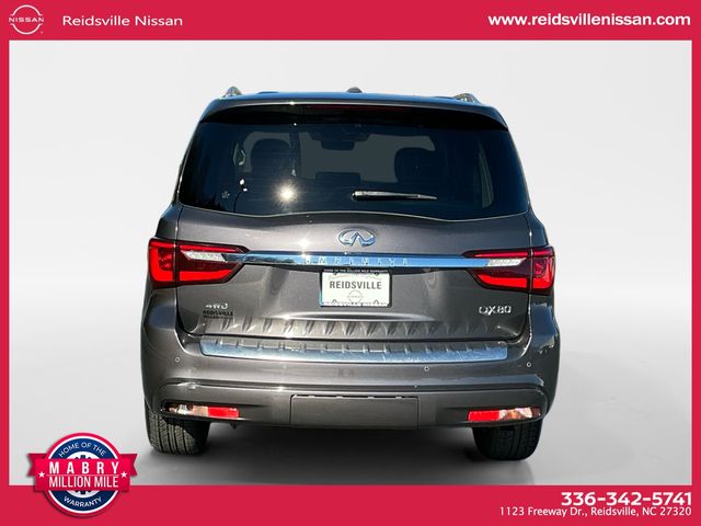 INFINITIQX805