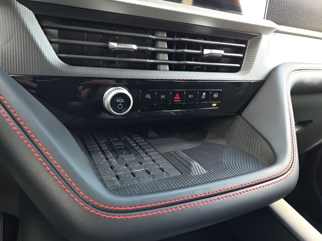 Used 2025 Ford Explorer SUV