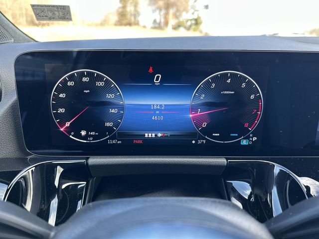 Certified Used 2025  Mercedes-Benz GLA 250 image 12