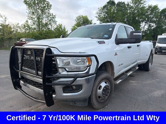Bright White Clearcoat 2024 RAM 3500 Big Horn Crew Cab LB DRW 4WD Pickup Truck Four-Wheel Drive 6-Speed Automatic