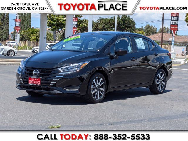 2025 Nissan Versa 1.6 SV CVT's photo